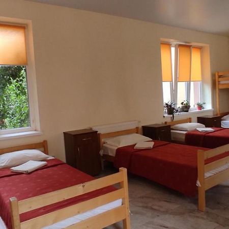 У Поттера Hostel Ternopil Buitenkant foto