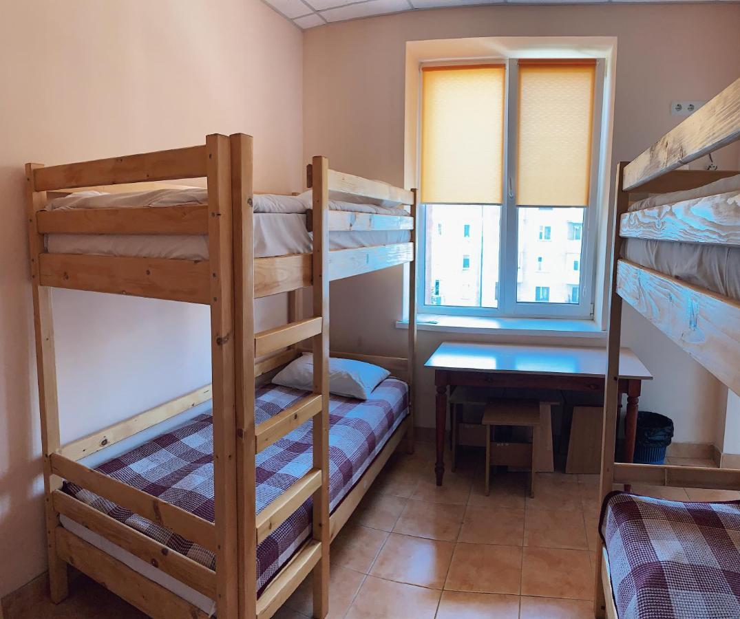 У Поттера Hostel Ternopil Buitenkant foto